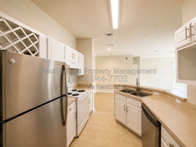 Building Photo - 10000 Gate Pkwy N