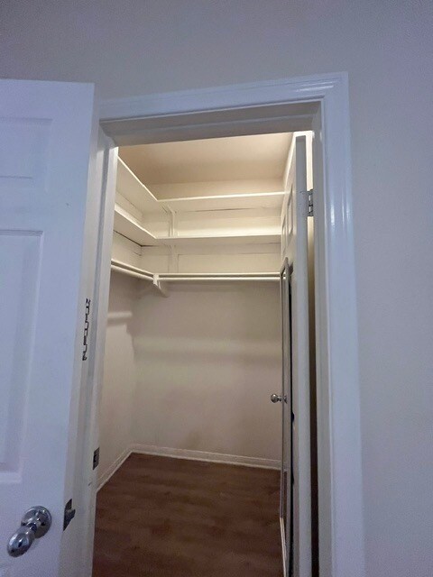 Building Photo - 938 Agate St