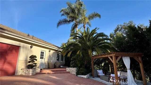 Building Photo - 141 S Peralta Hills Dr