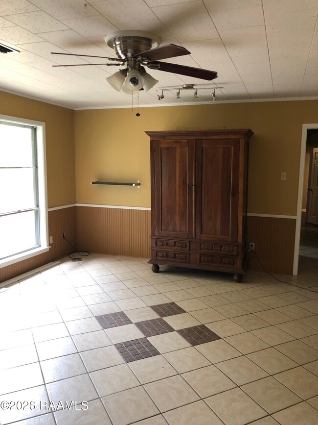 Building Photo - 108 Billeaud Ln