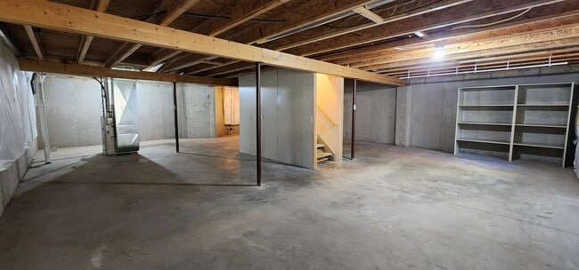 Building Photo - 162 Slindes Wood Cir