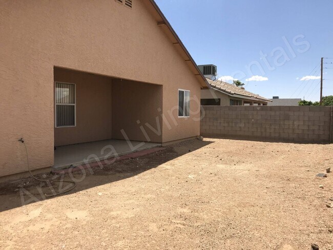 Building Photo - HUALAPAI MOUNTAIN FOOTHILLS HOME