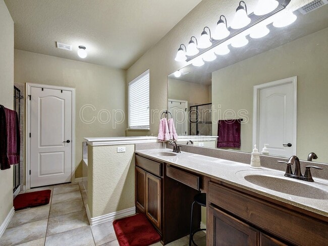 Building Photo - 1435 Sparrow Song