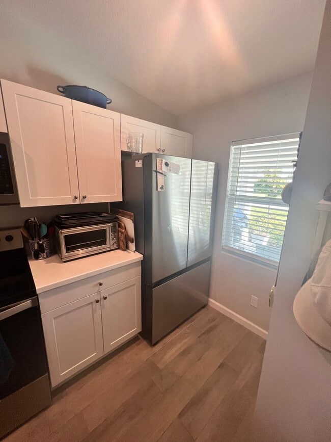 Building Photo - CHARMING 3 BEDROOM, 2 BATH HOME BUILT IN 2022 IN EAST STUART