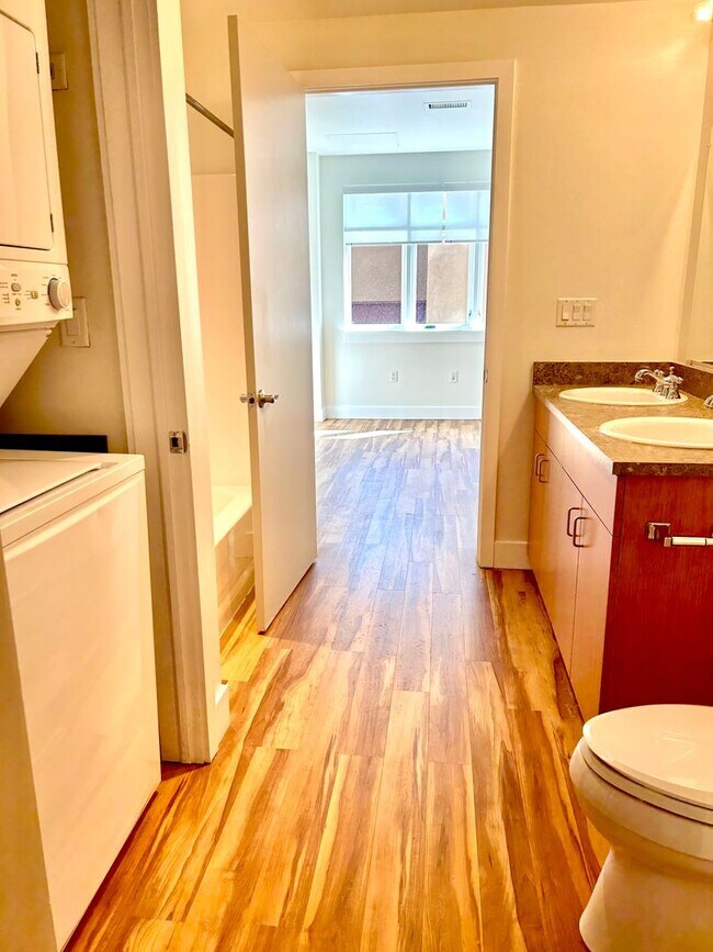 Building Photo - One Steamboat Place - Ski-in/Ski-out, Underground Parking, Excellent Location