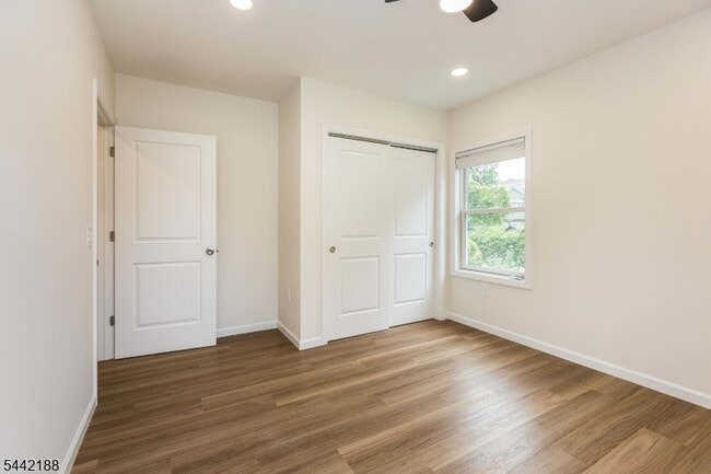 Building Photo - 26 N Willow St