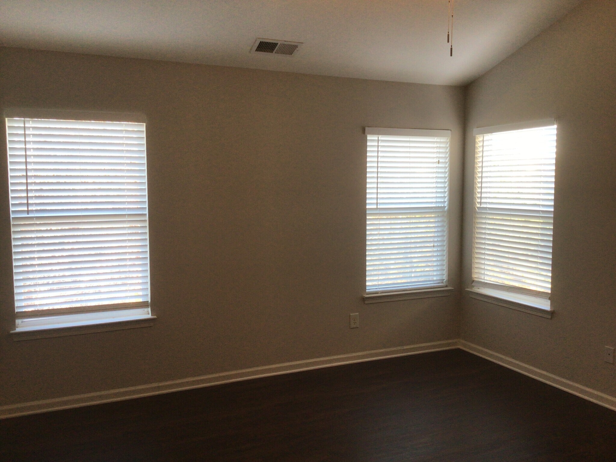 Building Photo - 2111 Less Traveled Trail