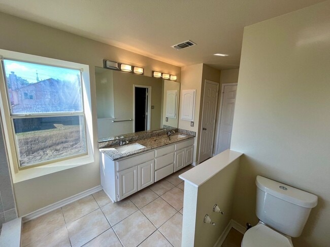 Building Photo - Conveniently Located to Randolph AFB, 4/2.5 ~ Large Backyard ~ Storage Shed ~ Move In Ready!