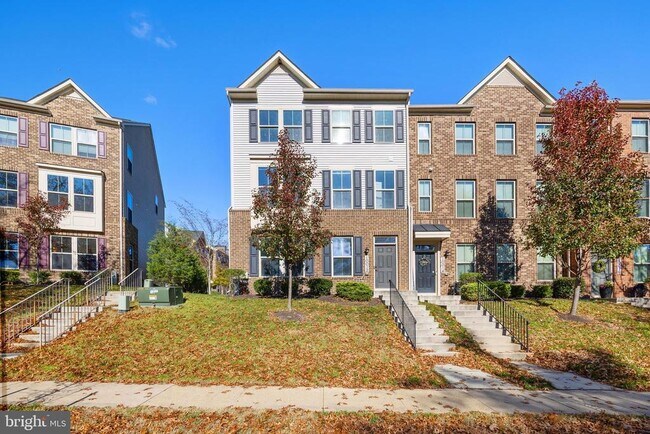 Building Photo - 10012 Aerospace Rd