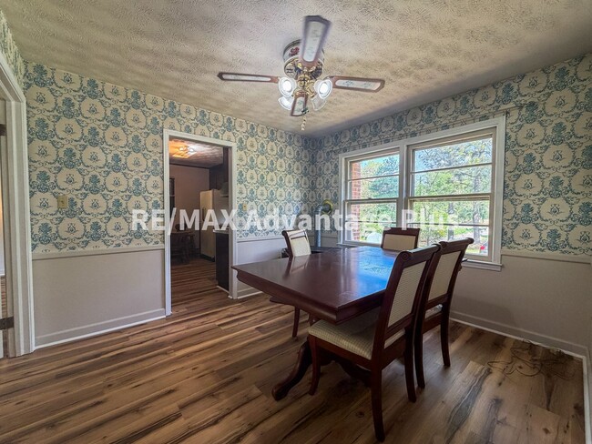 Building Photo - Charming 3-Bedroom Home in Keysville