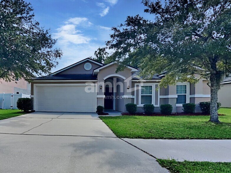 Primary Photo - 1861 McGirts Point Blvd