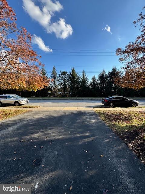 Building Photo - 28 Madison Way