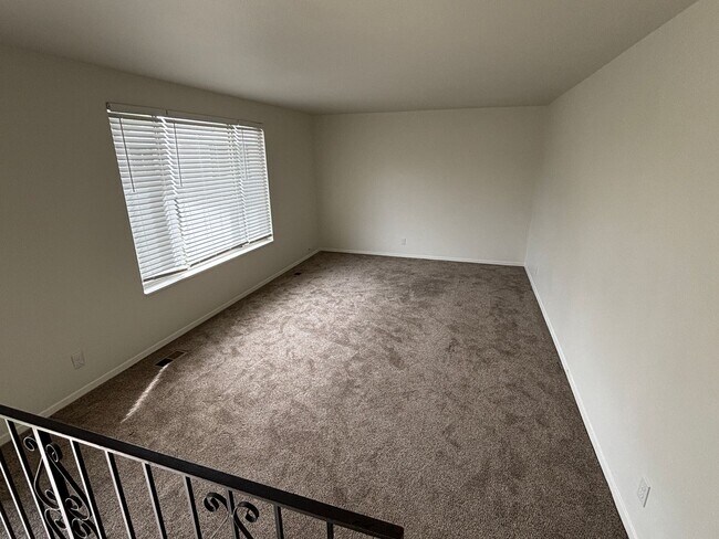 Building Photo - 692 W 1400 S