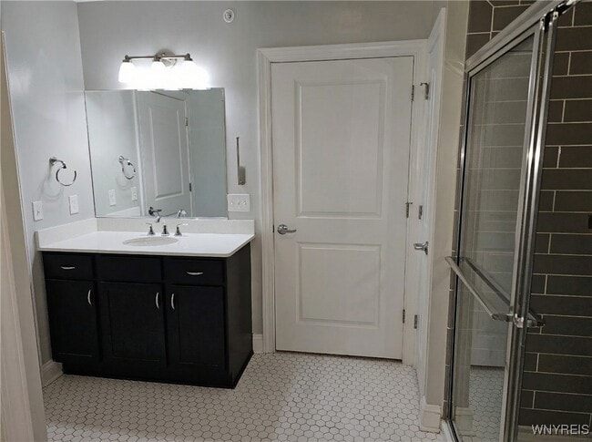 Building Photo - 610 Ayer Rd