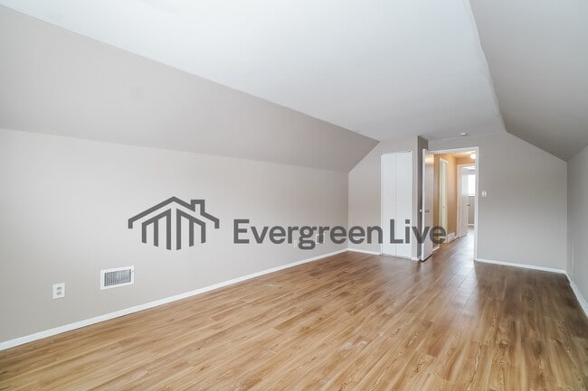 Building Photo - 1810 Pickering Dr