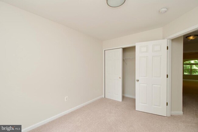 Building Photo - 8393 Jovin Cir