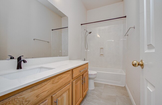 Building Photo - 17611 Emerald Garden Ln