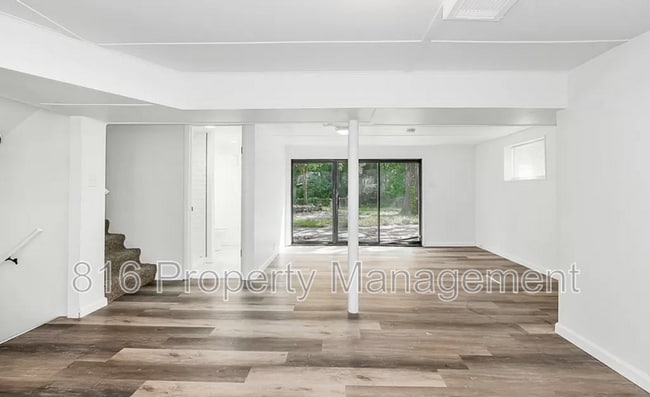 Building Photo - 1609 NE 60th Terrace