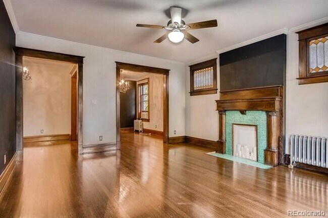 Building Photo - Uptown Capitol Hill - Secure Historic Building with Modern Updates!