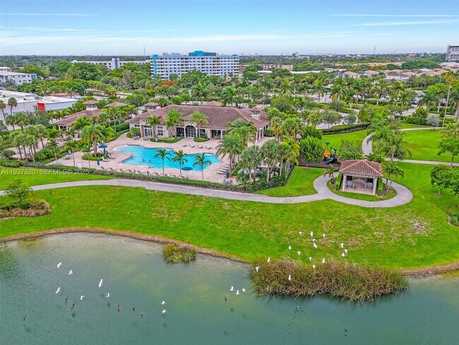 Building Photo - 1190 Eucalyptus Dr