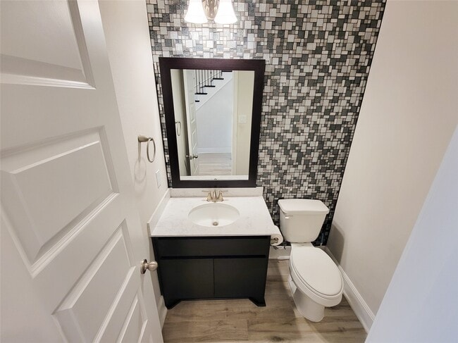 Building Photo - 13806 Friarstone Pointe Dr