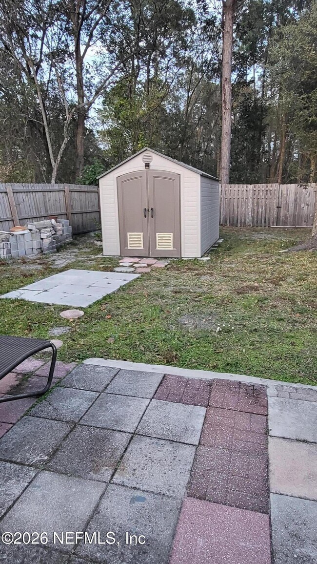 Building Photo - 6553 Big Stone Dr