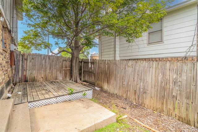 Building Photo - 201 S Las Vegas Trail