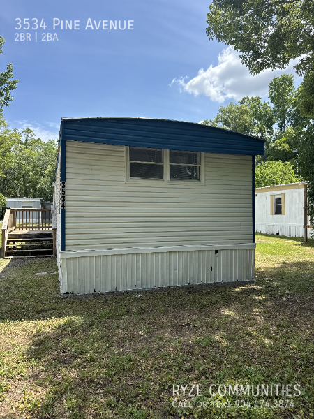 Building Photo - 3534 Pine Ave