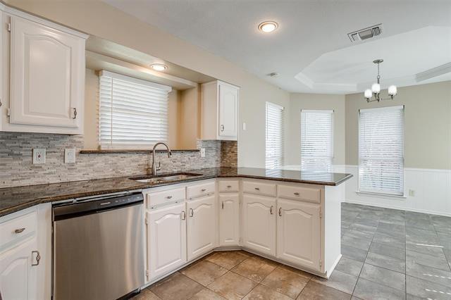 Building Photo - 2874 Stoneridge Dr