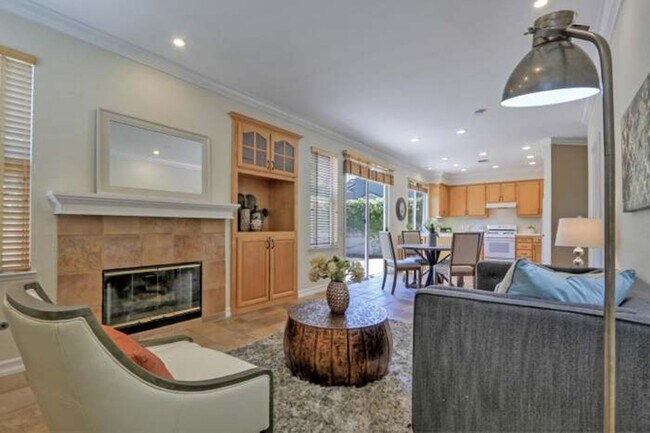 Building Photo - Gorgeous Home | Desirable Location | A/C