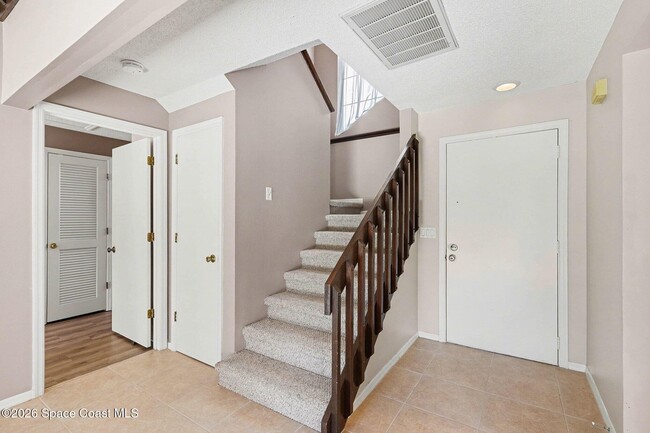 Building Photo - 2653 Eliot Way