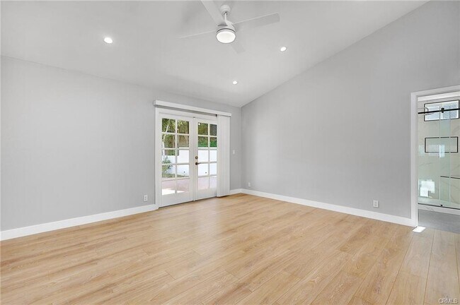Building Photo - 5794 Fairhaven Ave