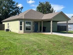 Building Photo - 1039 Lillian Michel Dr