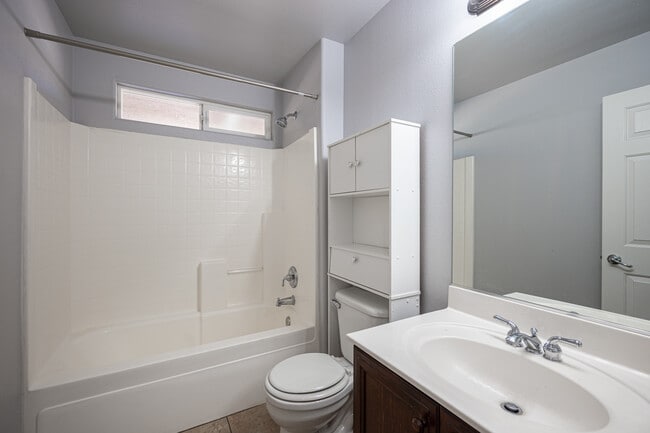 Building Photo - 248 Tie Breaker Ct