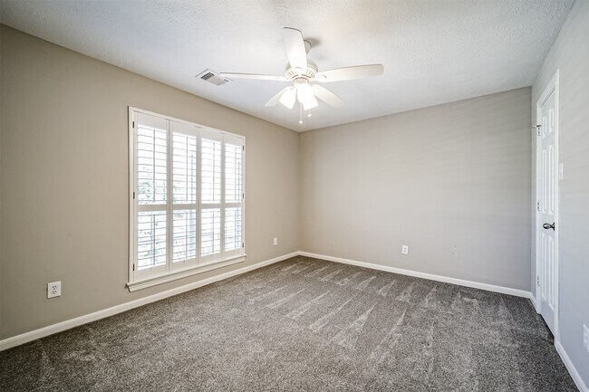 Building Photo - 24819 Northampton Forest Dr