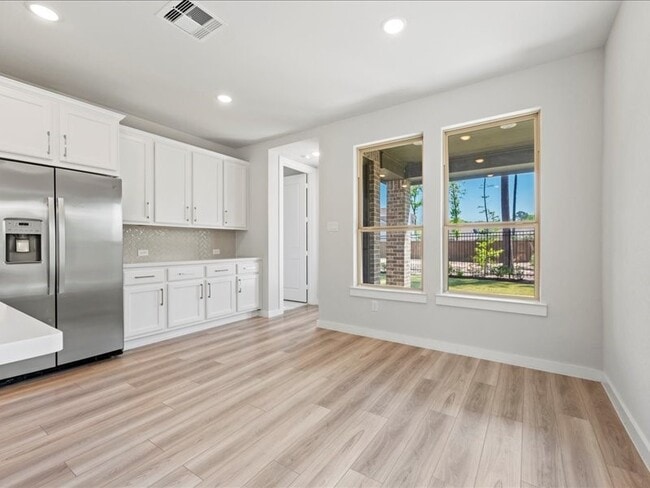 Building Photo - 7396 Mount Greylock Lp