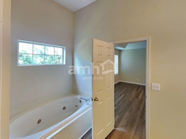 Building Photo - 6641 Sugar Valley Dr