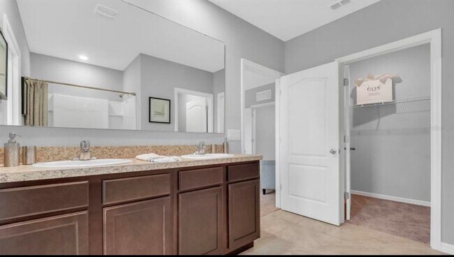 Building Photo - 2172 Doe Run Dr