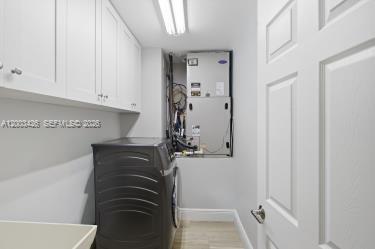 Building Photo - 1190 Balboa Ct