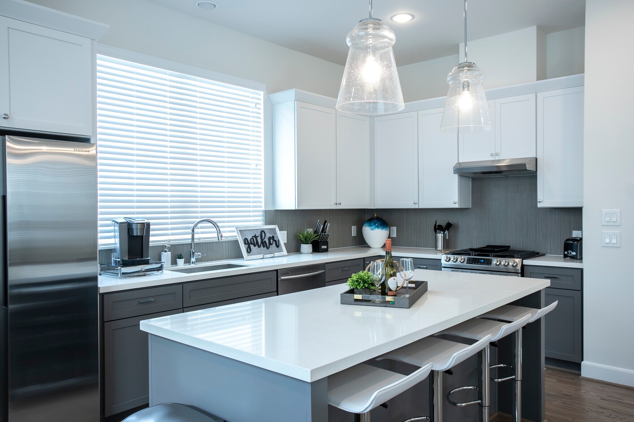 Lots of cabinets and countertop space. - 2713 Eado Edge Ct