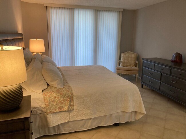 Building Photo - 3610 S Ocean Blvd