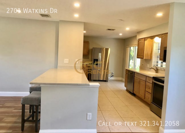 Building Photo - 2701 Watkins Dr