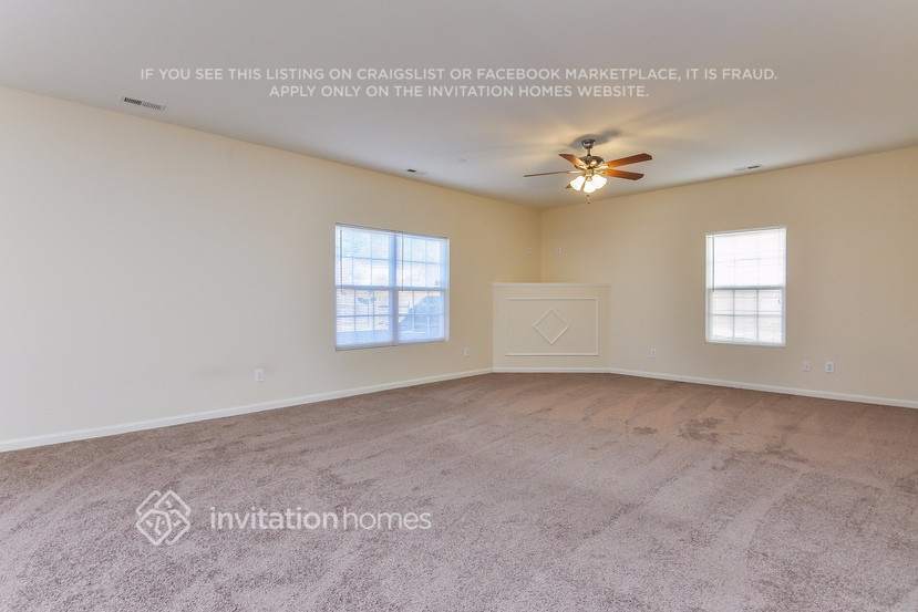 Building Photo - 5871 Sparrows Nest Way