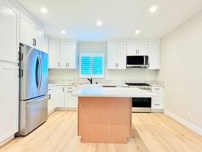 Building Photo - Verdura Street