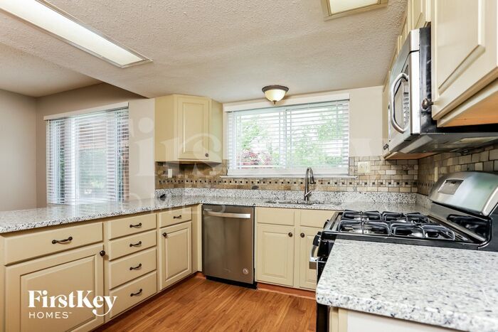 Building Photo - 16263 Fullerton Meadows Dr