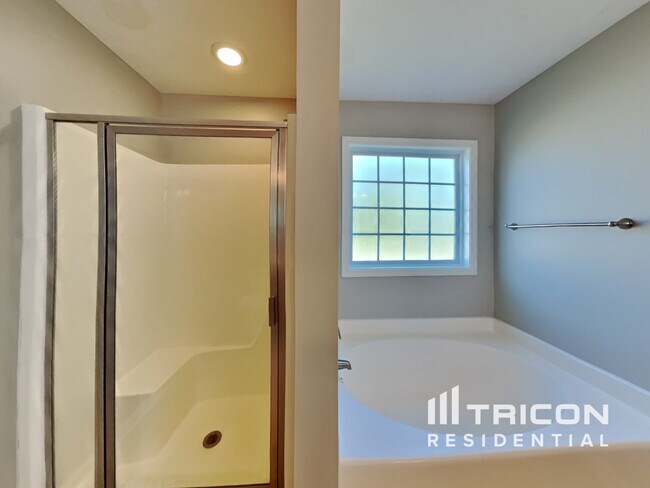 Building Photo - 15 Mossburg Ct