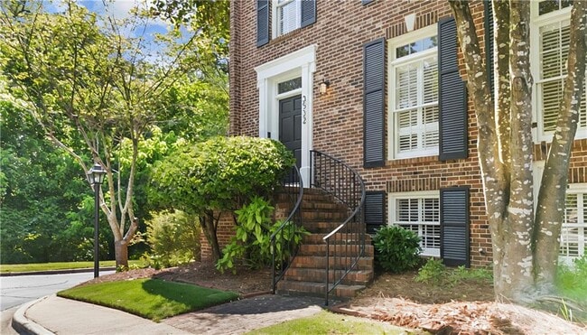 Building Photo - 3532 Paces Pl NW