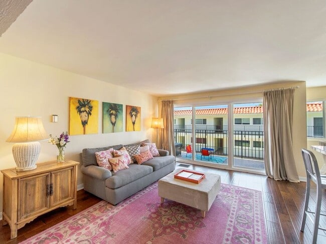 Building Photo - 1720 Ardmore Ave