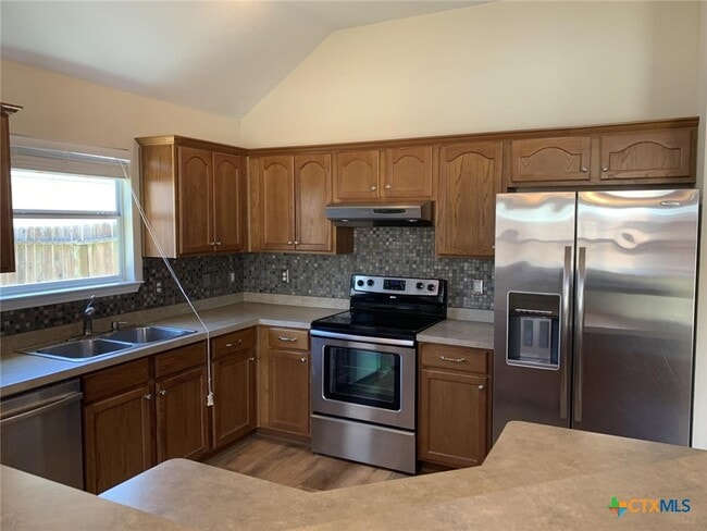 Building Photo - 2708 Butterfly Dr