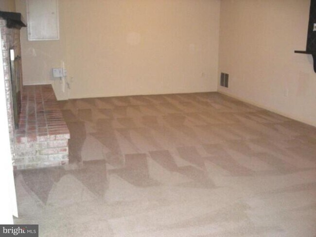 Building Photo - 9518 Hunt Square Ct